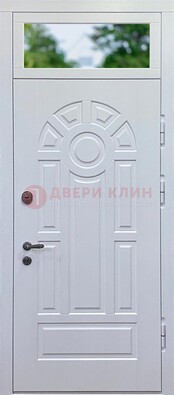 Белая входная дверь со стеклом и верхней фрамугой ДФГ-3 в Жуковском