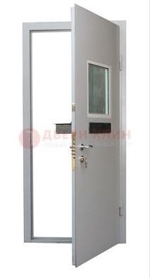 Белая металлическая дверь в кассу ДКС-1 в Жуковском