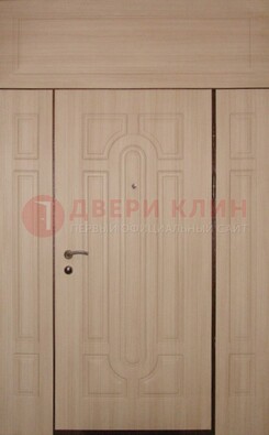 Светлая входная дверь для загородного дома с МДФ ДМ-537 в Жуковском
