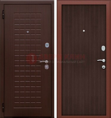 Коричневая металлическая дверь с МДФ ДМ-78 в квартиру в Воронеже