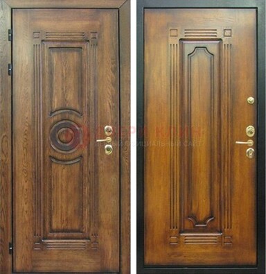 Коричневая металлическая дверь с массивом дуба с рисунком ДМД-10 в Жуковском