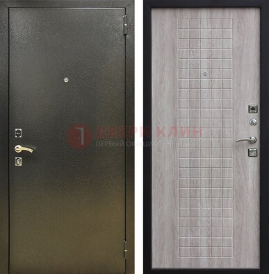 Железная темная дверь с порошковым покрытием и филенчатой МДФ ДП-297 в Жуковском