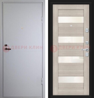Белая железная дверь с порошковым напылением и стеклом ДП-308 в Жуковском