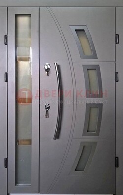 Серая железная дверь для дома со стеклом ДС-17 в Жуковском