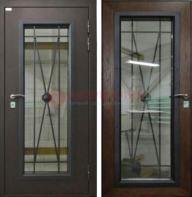 Коричневая железная дверь со стеклом для частного дома ДС-8 в Жуковском