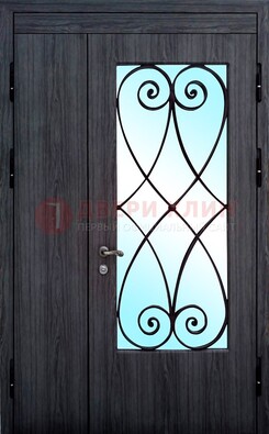 Стальная дверь со стеклом и ковкой ДСК-69 в деревянный дом в Дзержинском