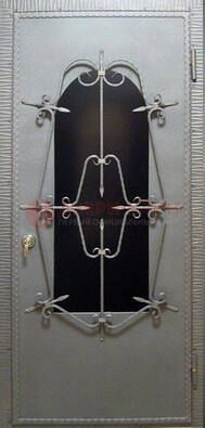 Железная дверь со стеклом и ковкой ДСК-74 для каркасного дома в Жуковском