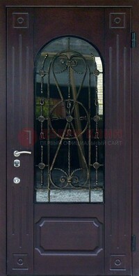 Стальная дверь со стеклом и ковкой ДСК-80 в загородный дом в Жуковском