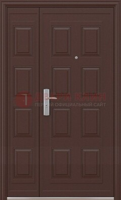 Коричневая железная тамбурная дверь ДТМ-37 в Краснознаменске