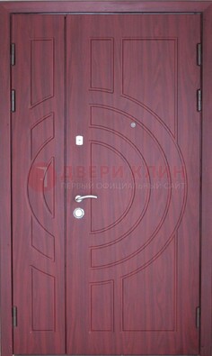 Тамбурная красная железная дверь с виноритом ДВТ-3 в Красноармейске